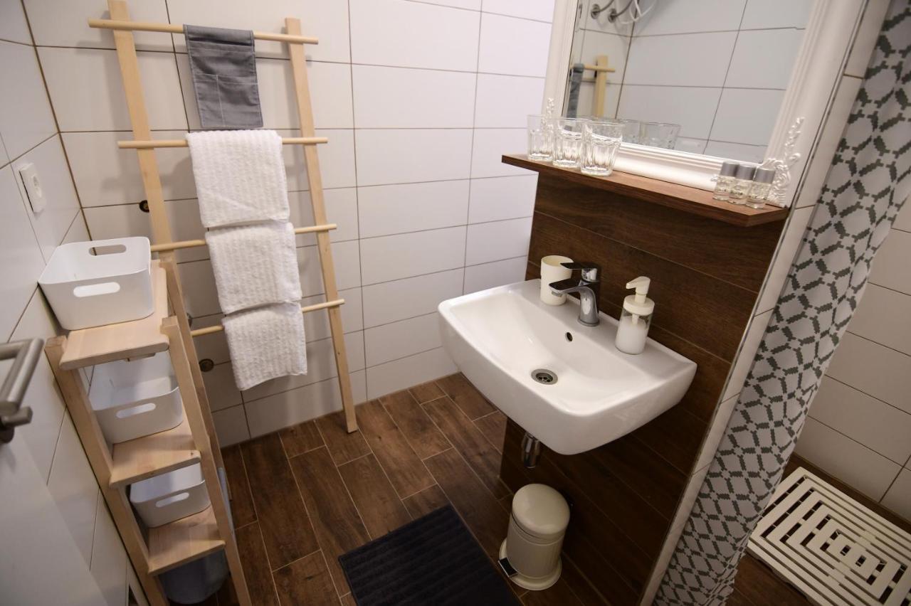 Apartmani Zagi Rakovica Ngoại thất bức ảnh